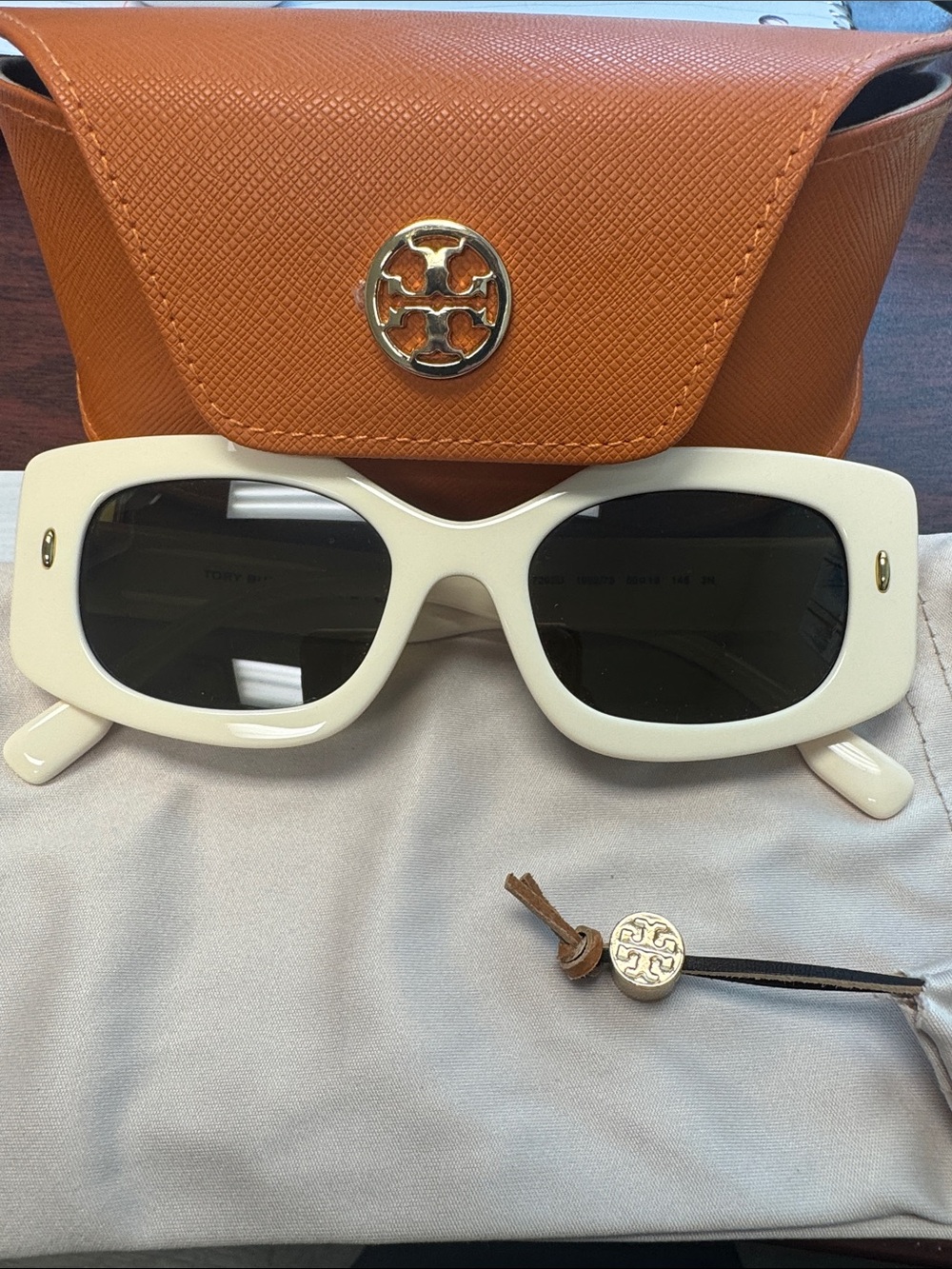 Tory Burch Cream Rectangular Sunglasses with Orange Logo Case